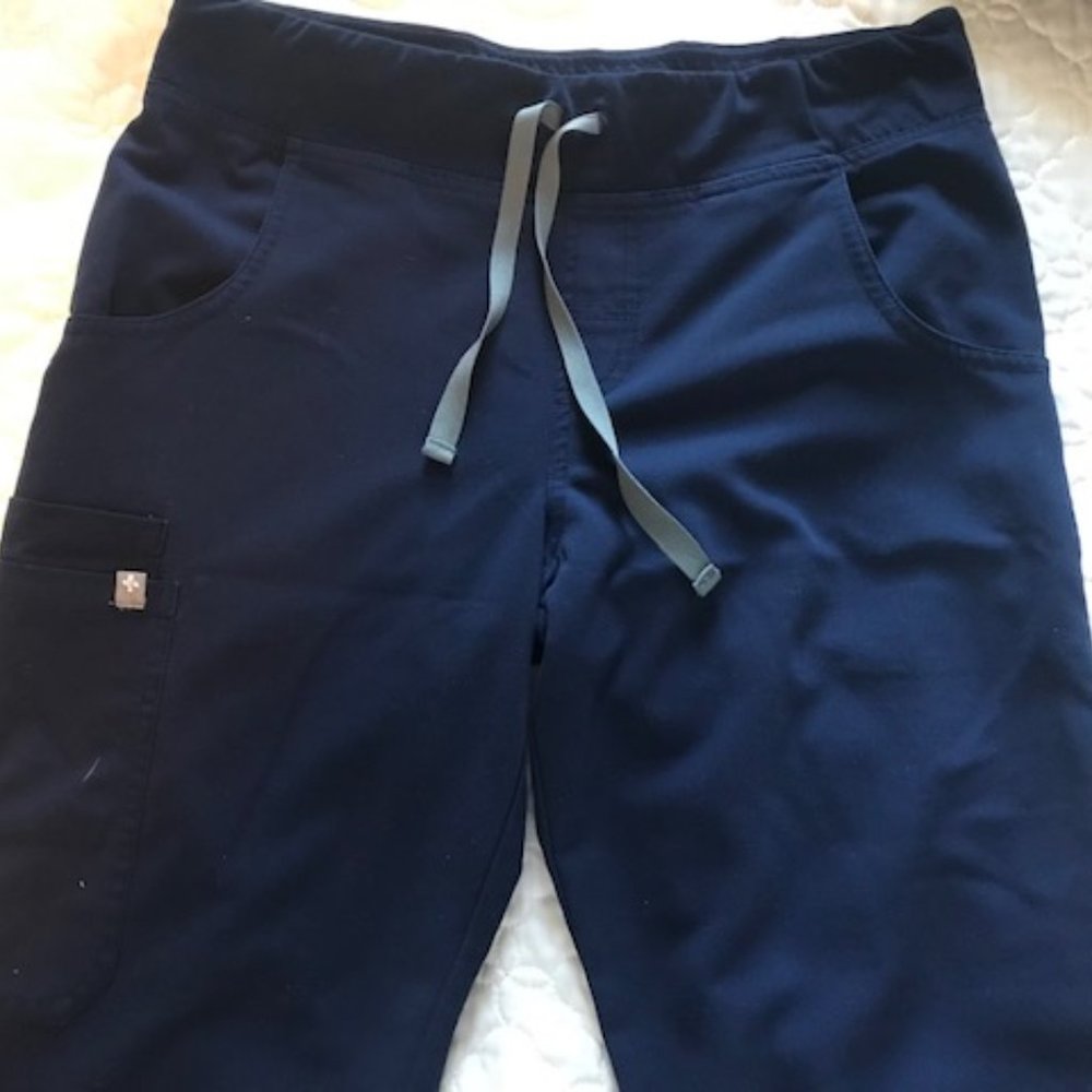Figs Women's Navy Small Kade Cargo Scrub Pants